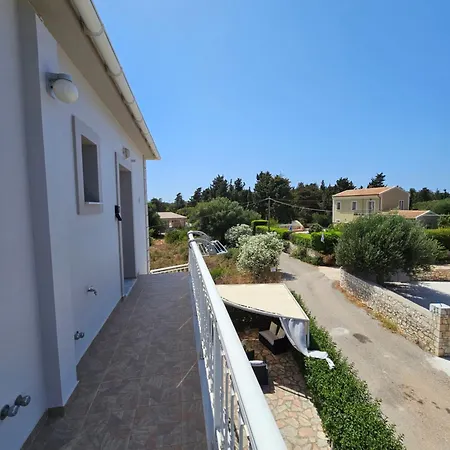 Natura Apartment Antipata